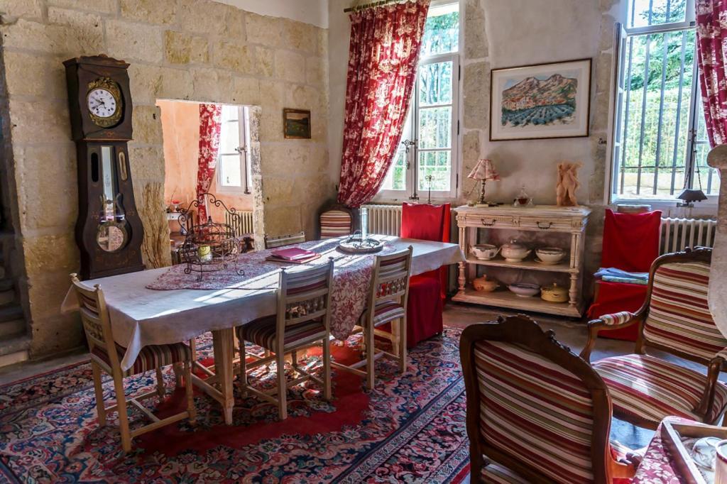 Mas Des Carnassoles Panzió Kültér fotó